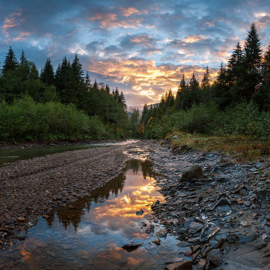 Вечер на реке Прут