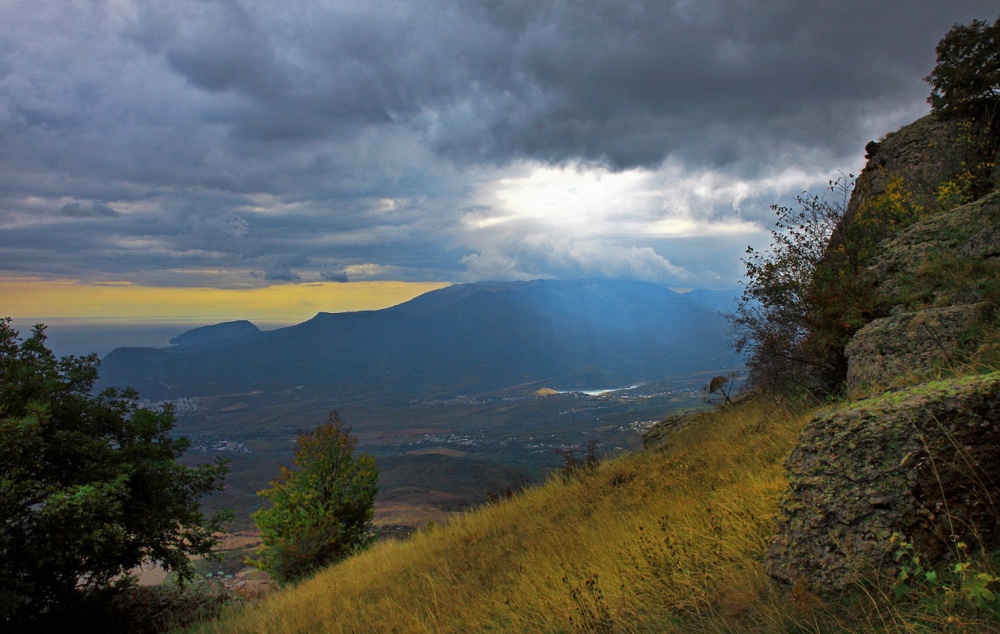 Прольется луч