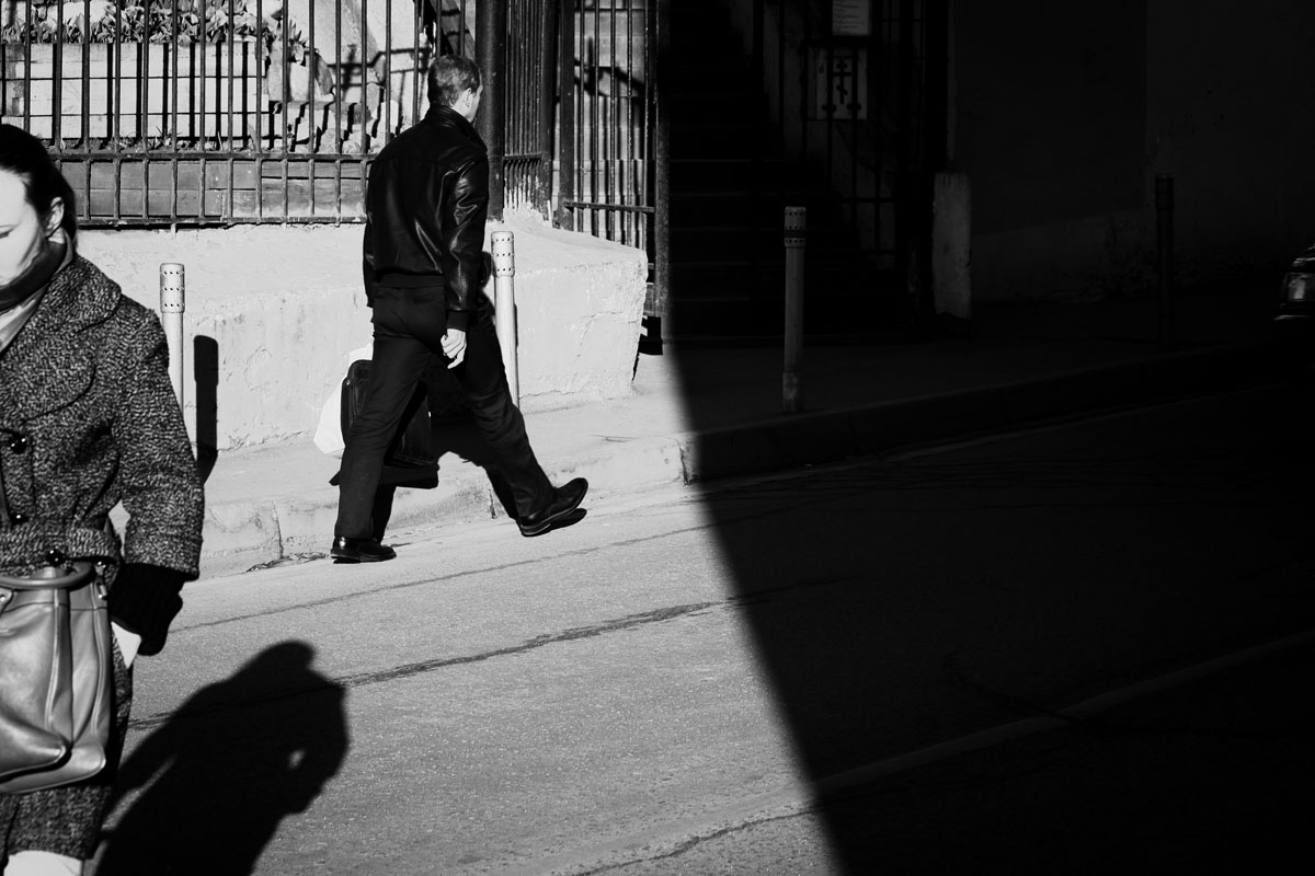 О тёмном и светлом.