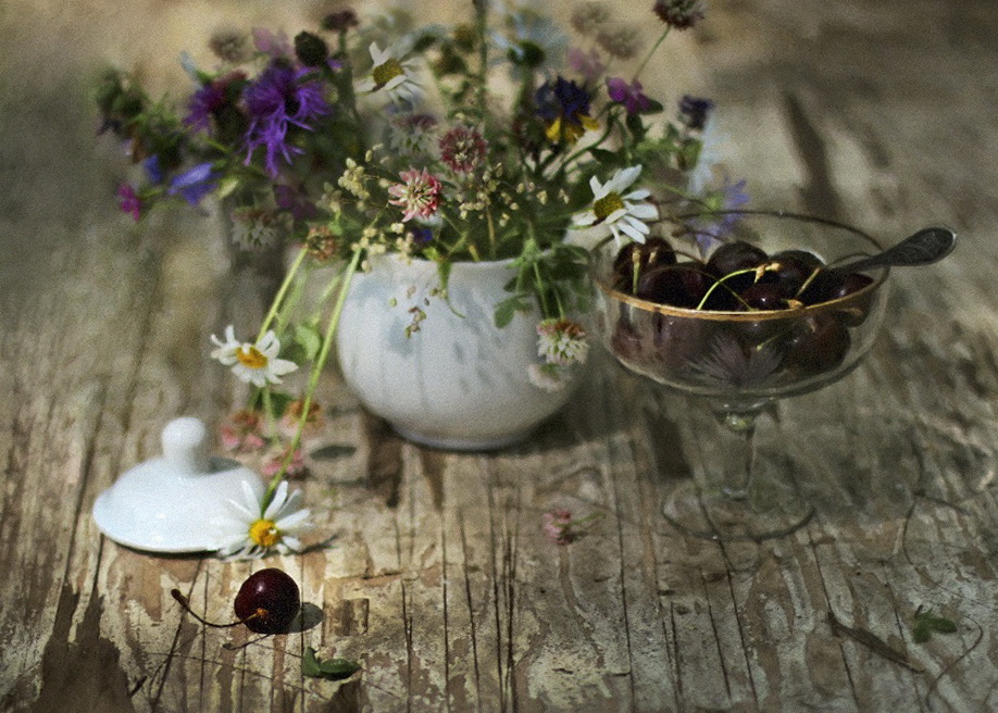 С черешней...