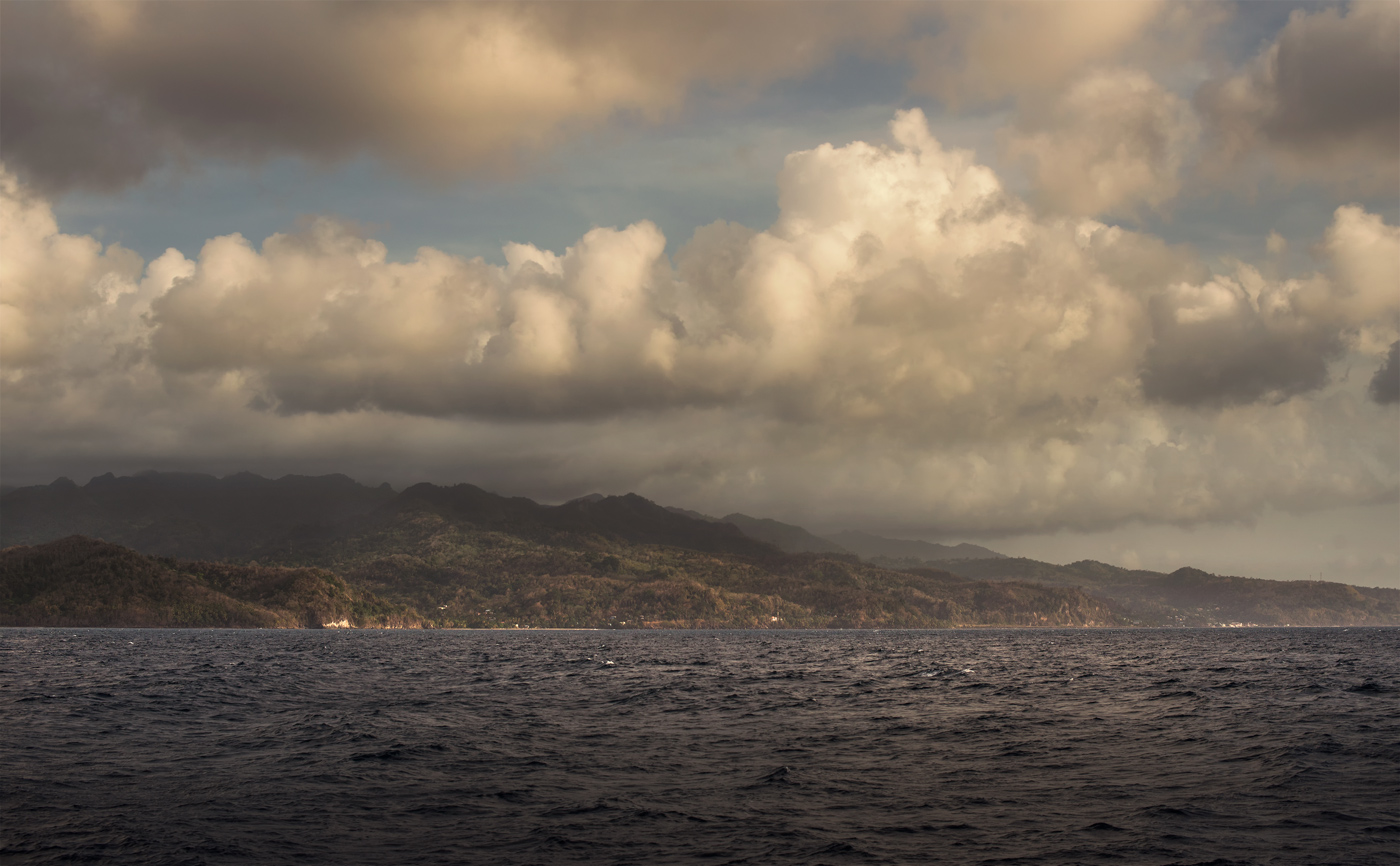 Cloudy don't you drift away