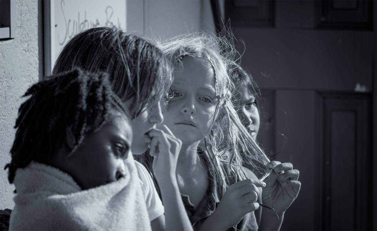 little ladies in depressive mood...