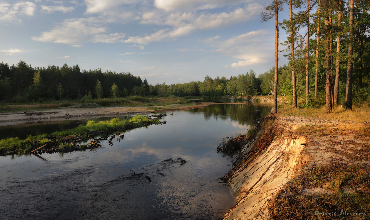 На крутом берегу