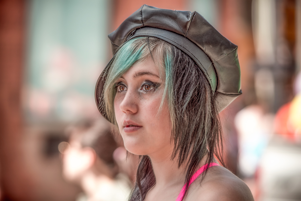 ...набекрень