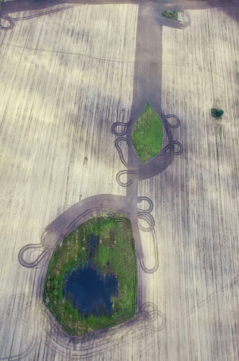 "Черт-те что и сбоку бантик"