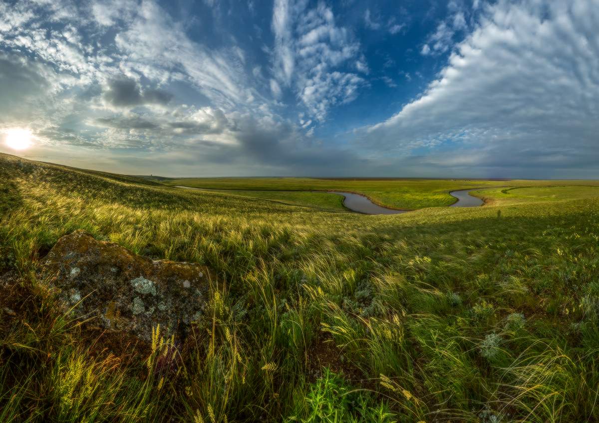 Рассвет после ночной грозы.