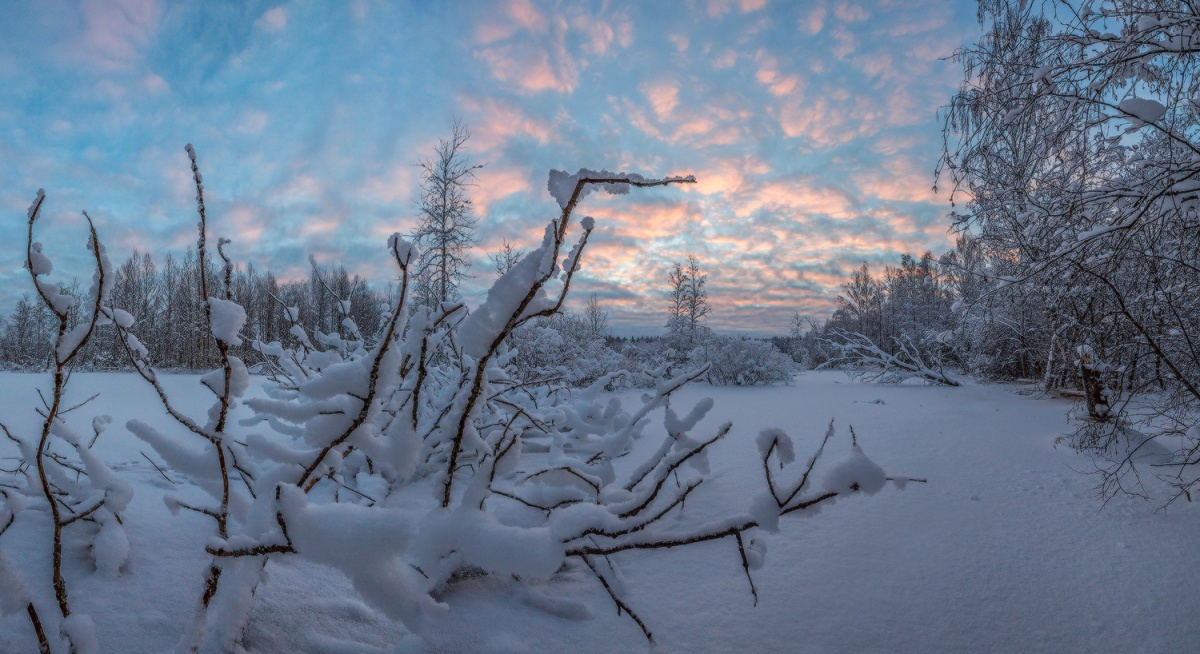 Замёршее озеро.