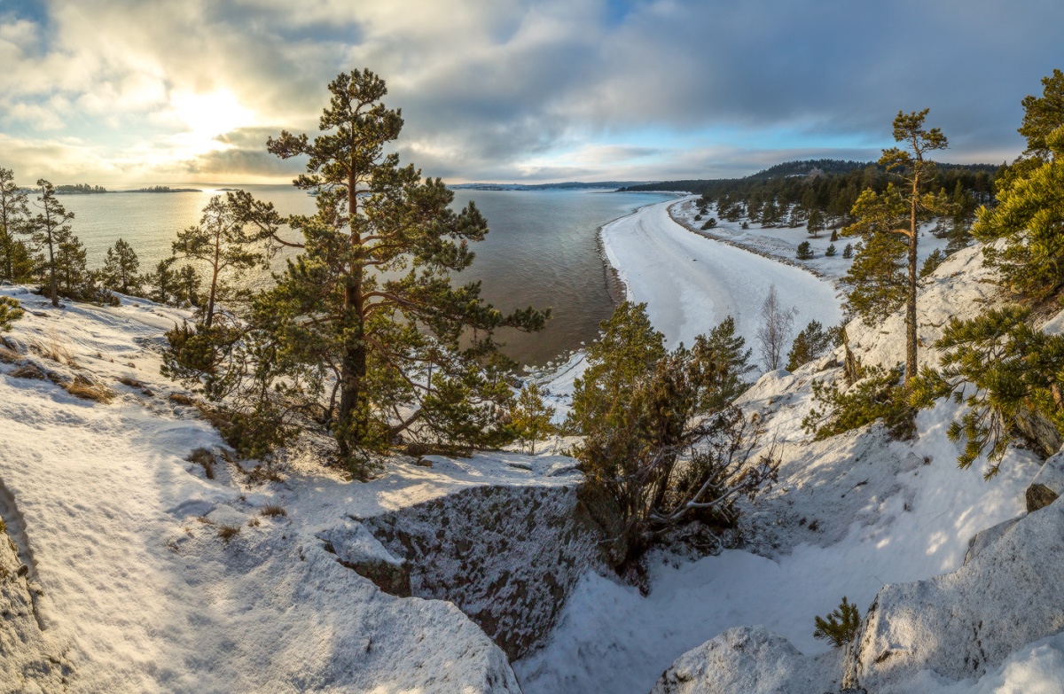 Вид с вершины острова.