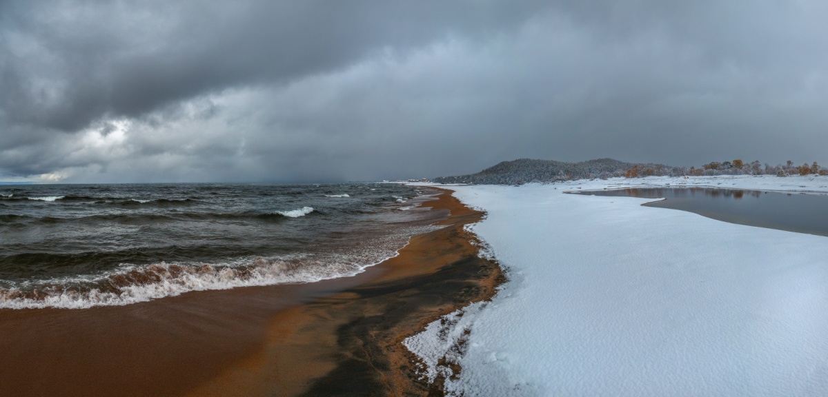 Прогулка по берегу.