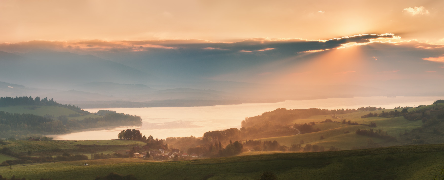 Утро над Озером