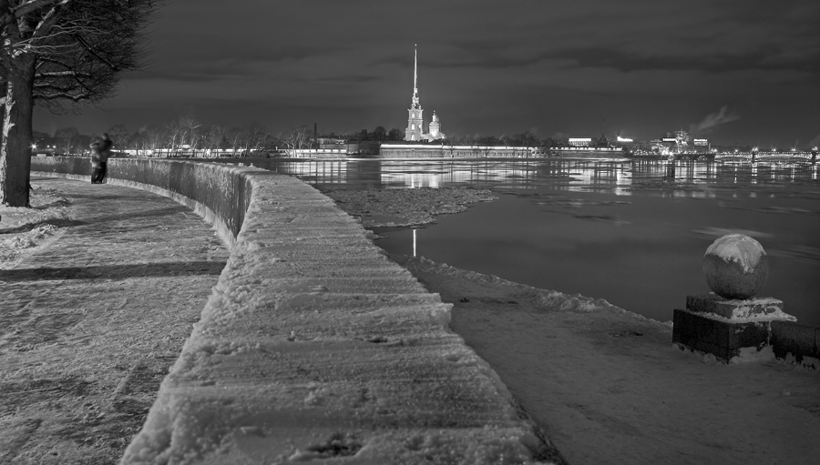 про шарик, Петропавловку и парочку влюбленных