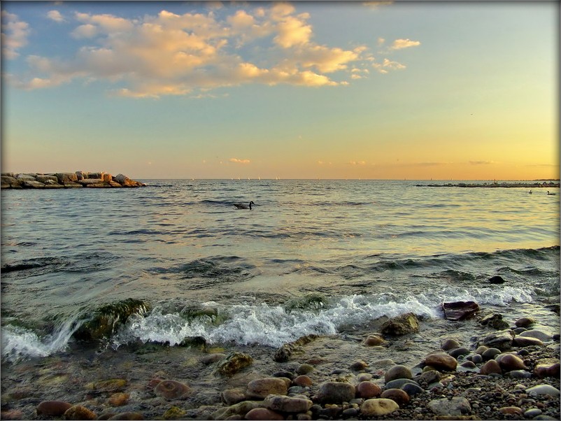 мора, павольныя хвалі...