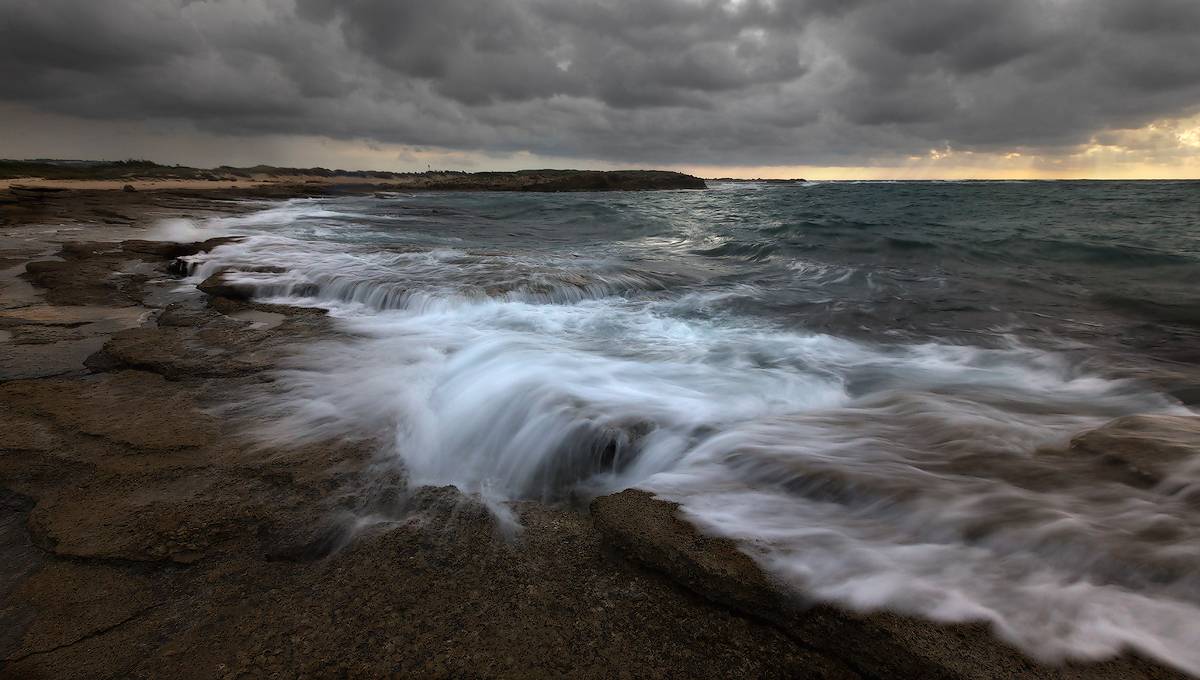 ...Слышишь шум прибоя? 3