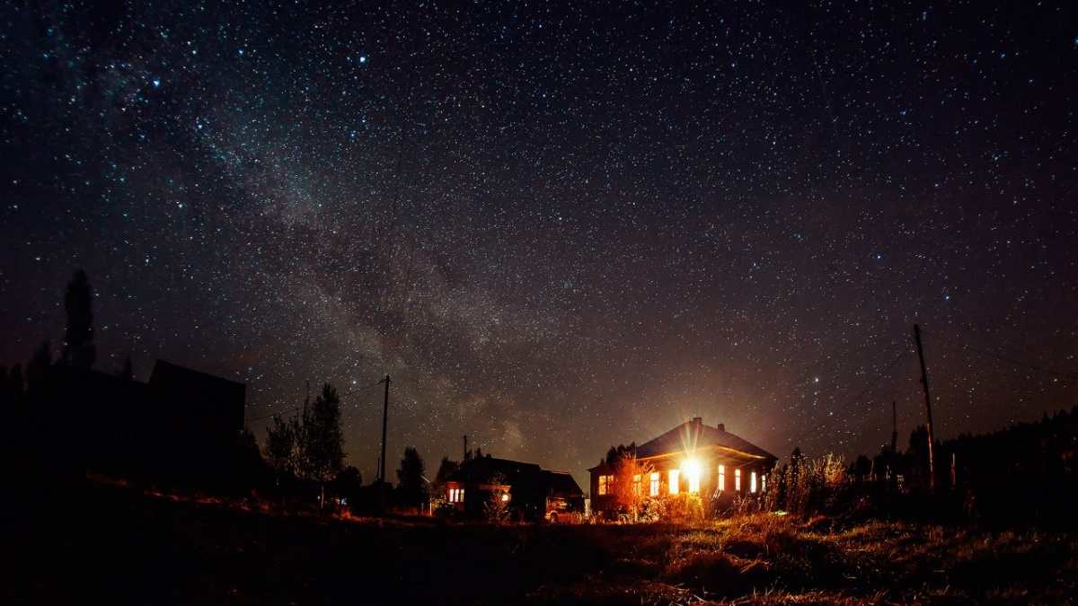 Пейзаж под звездами