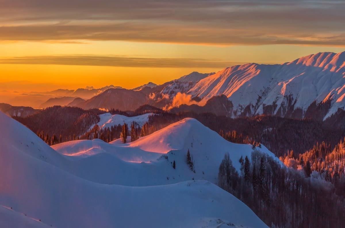 Ало - розовый закат.