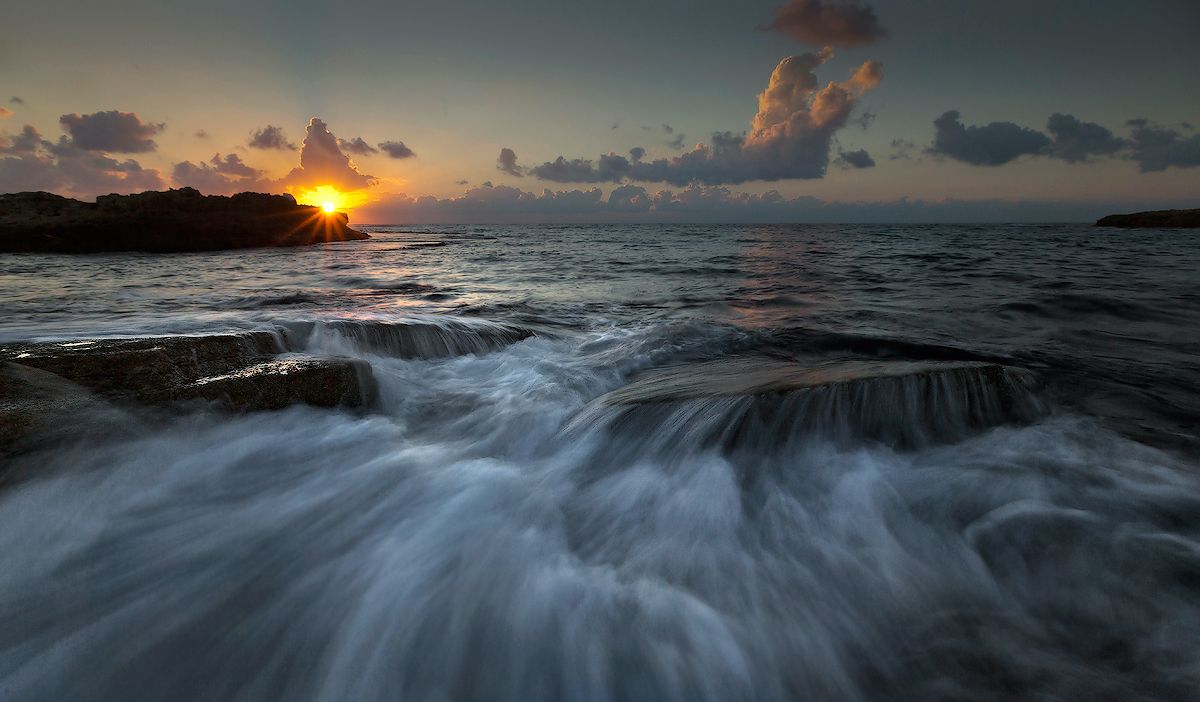 ...Слышишь шум прибоя? 3