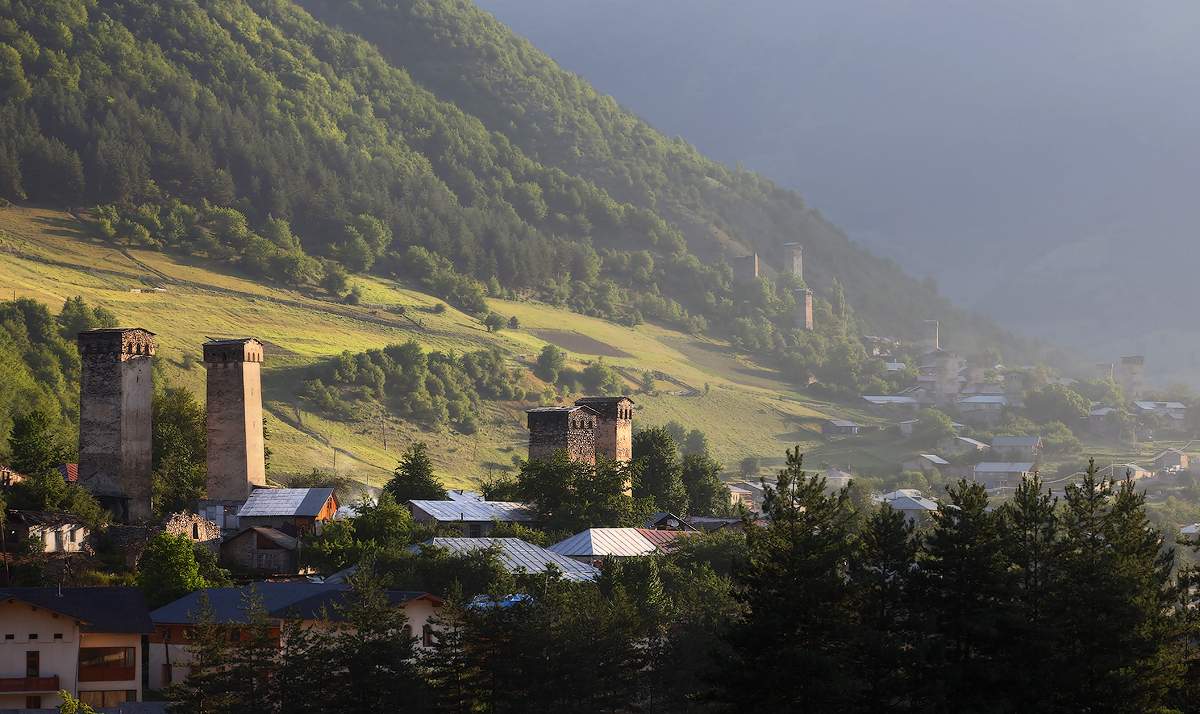 Про Сванские башни