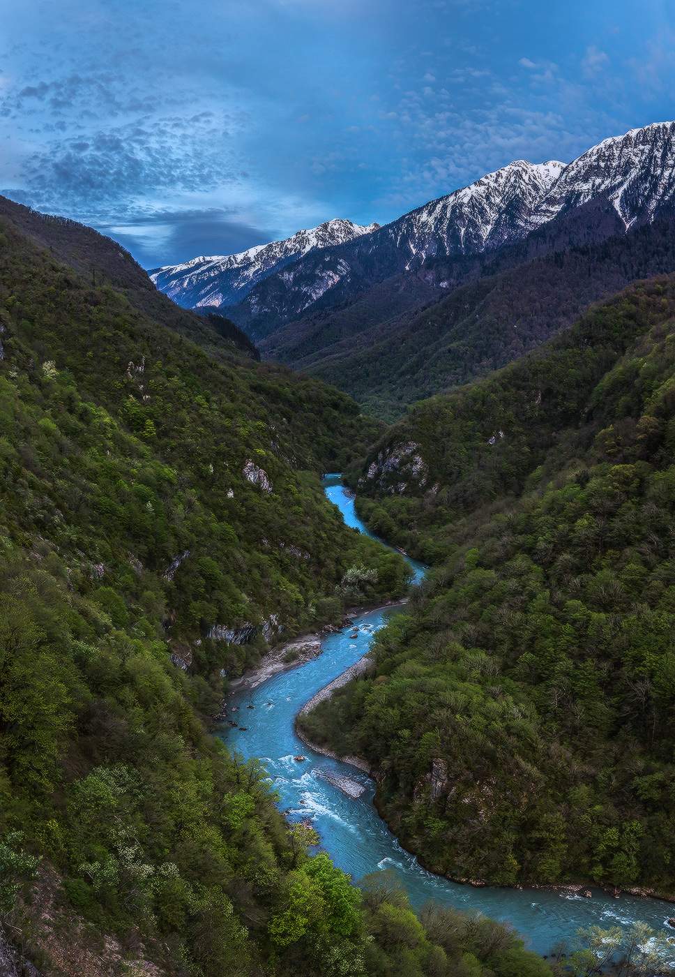 Волшебные сумерки весной.