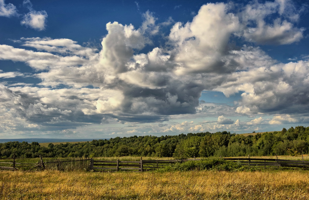Вот и август