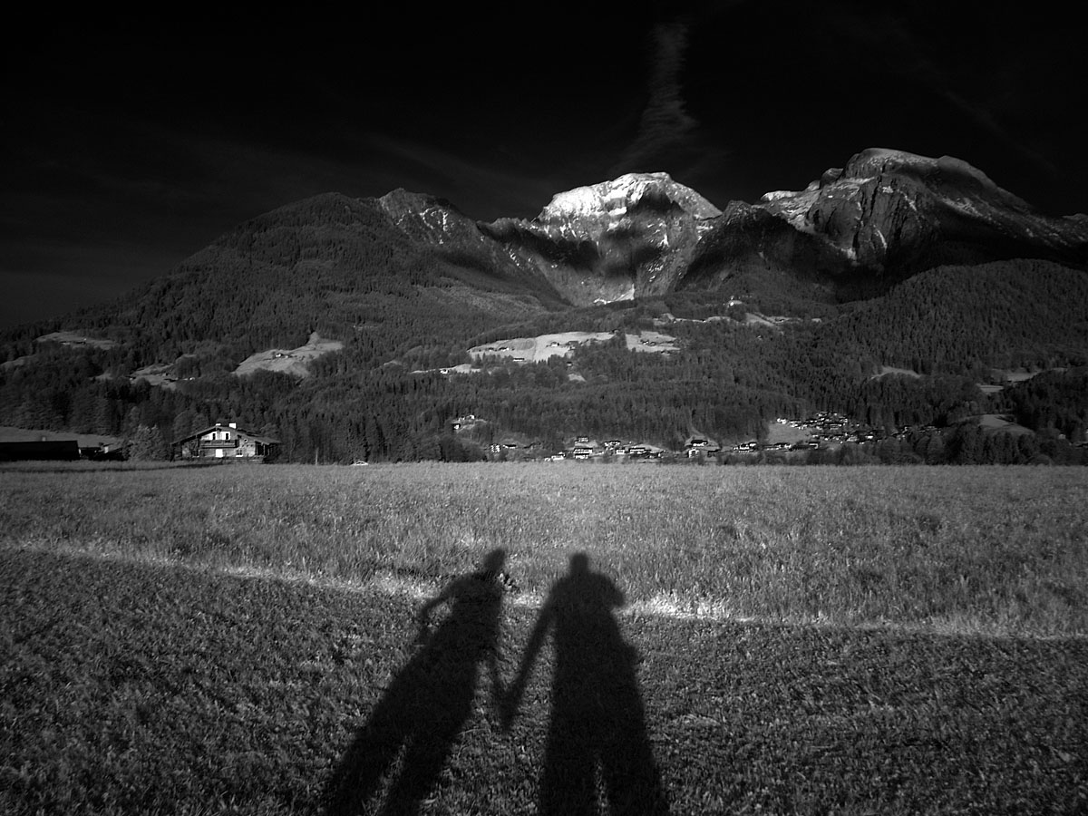 Тени исчезают в полдень