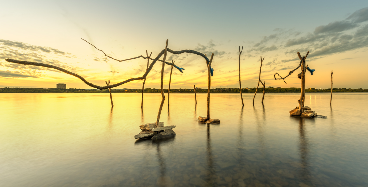 Fakes try to mimic scary tale .....