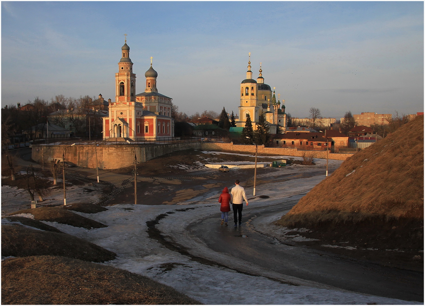 вечерний город