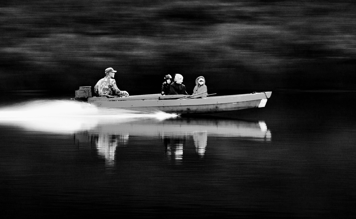 Вечерняя прогулка с дедушкой ...