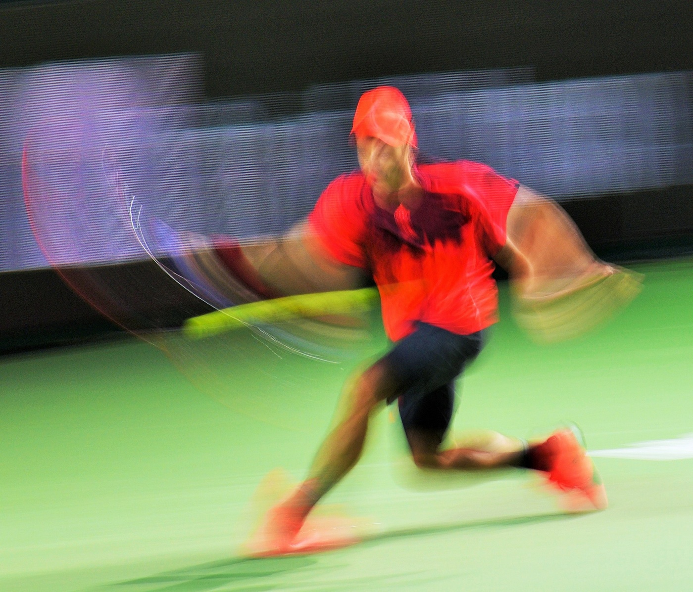 Экспрессия большого тенниса ...