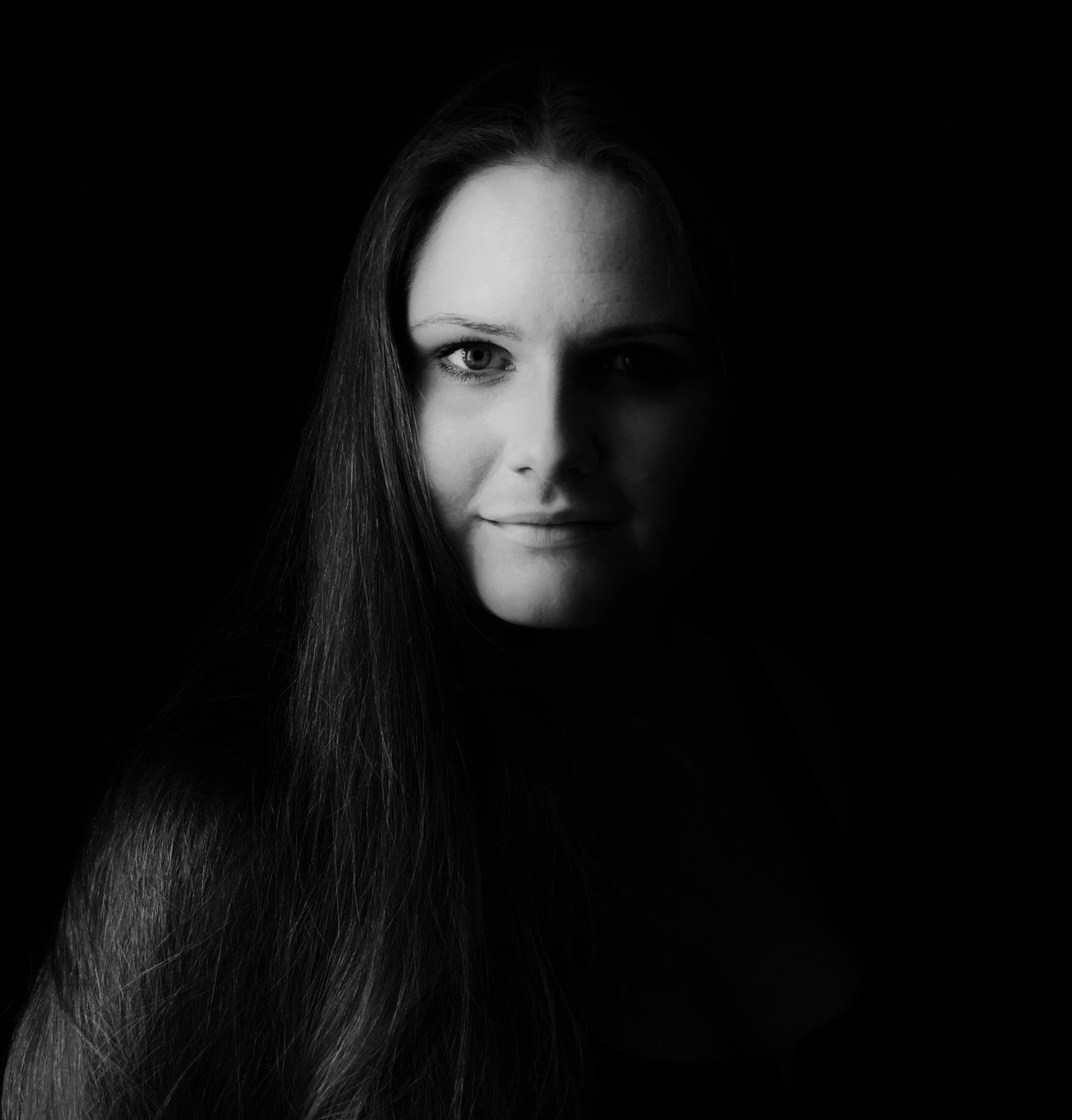 Загадочная женщина ...