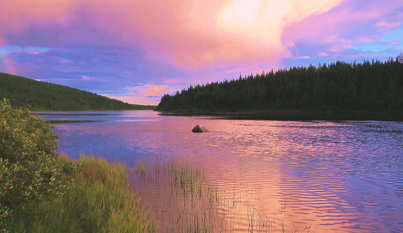 Северные сполохи и синева озер