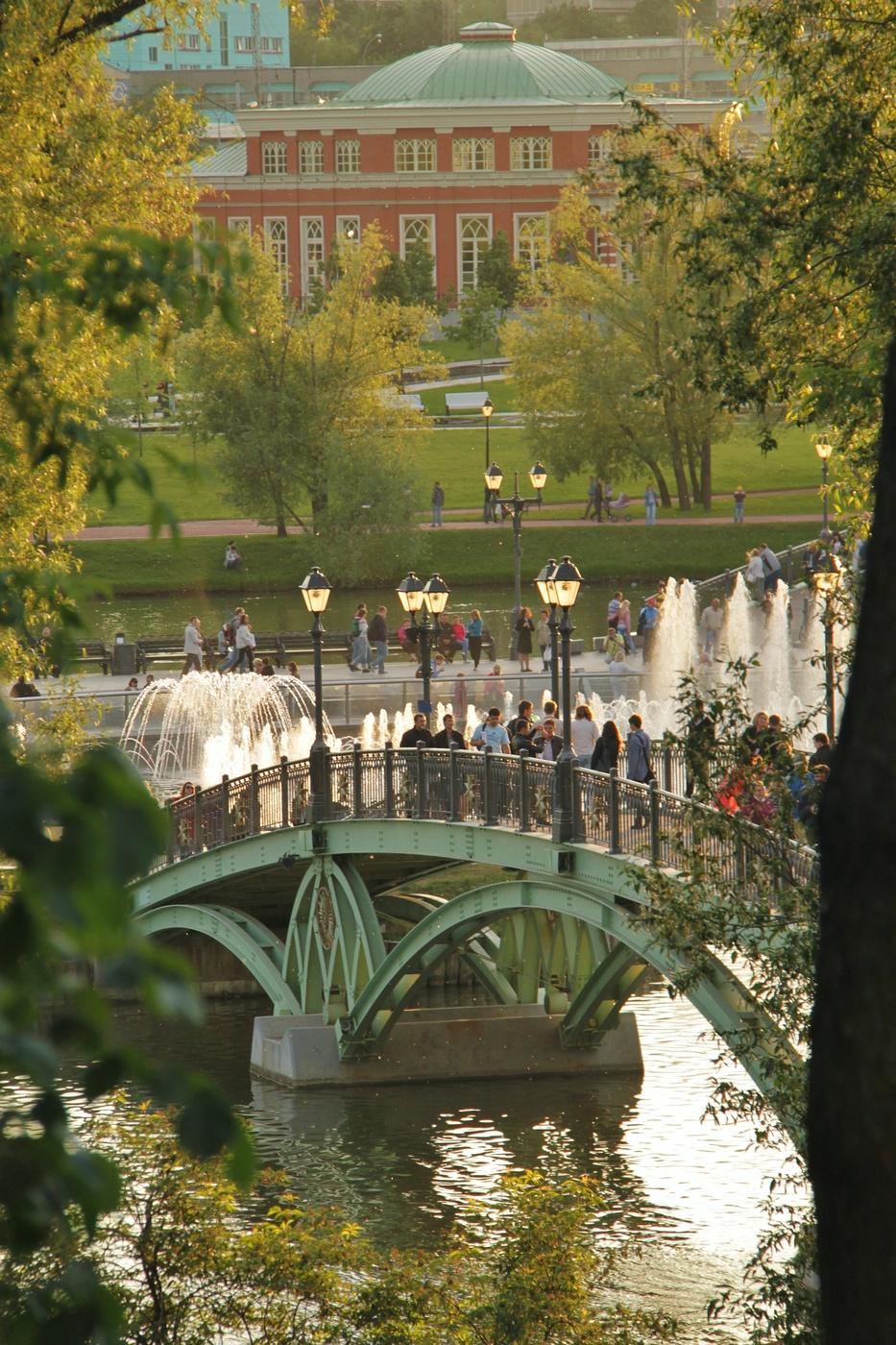 Летний вечер в Царицыно