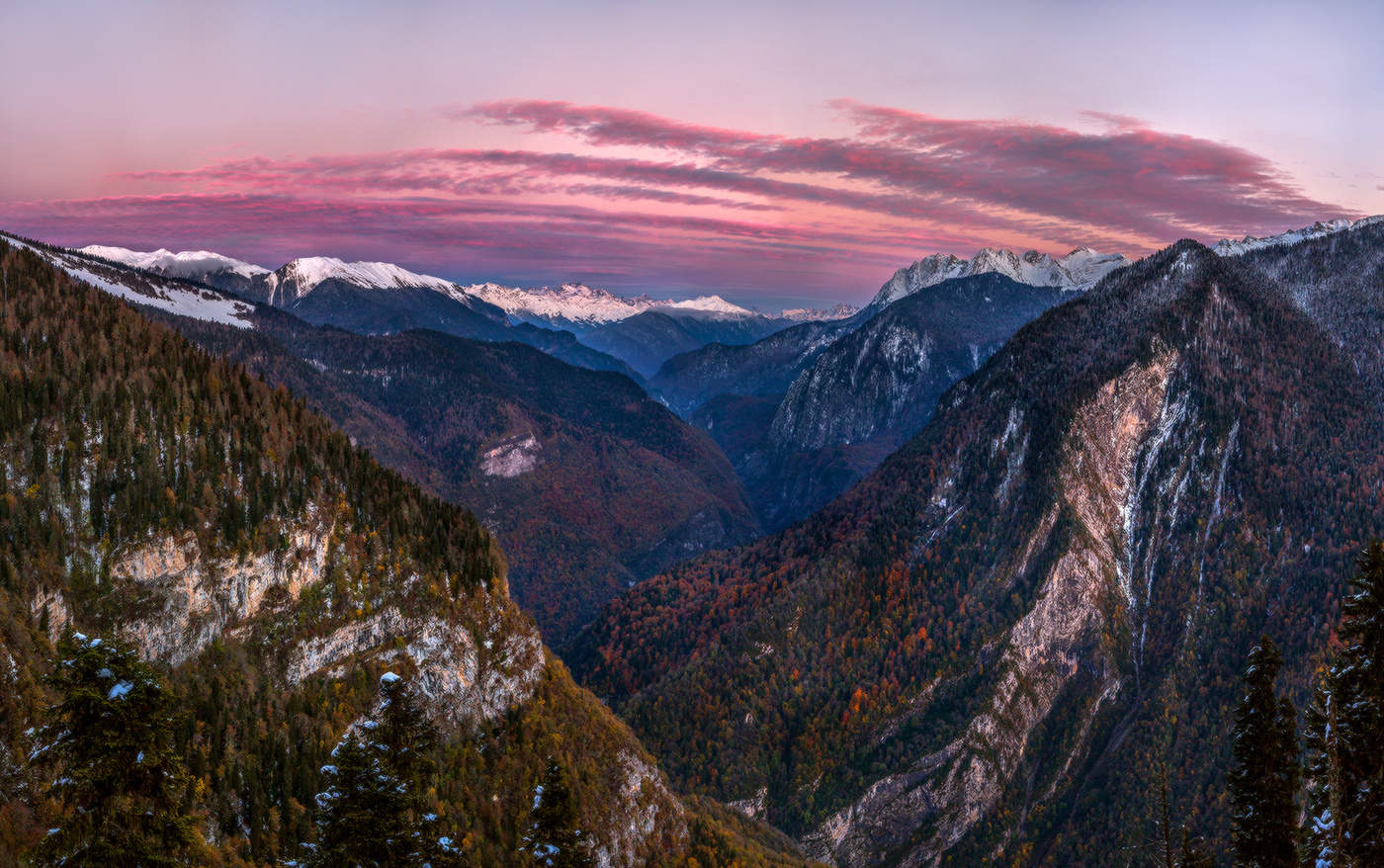 Сумерки над долиной.