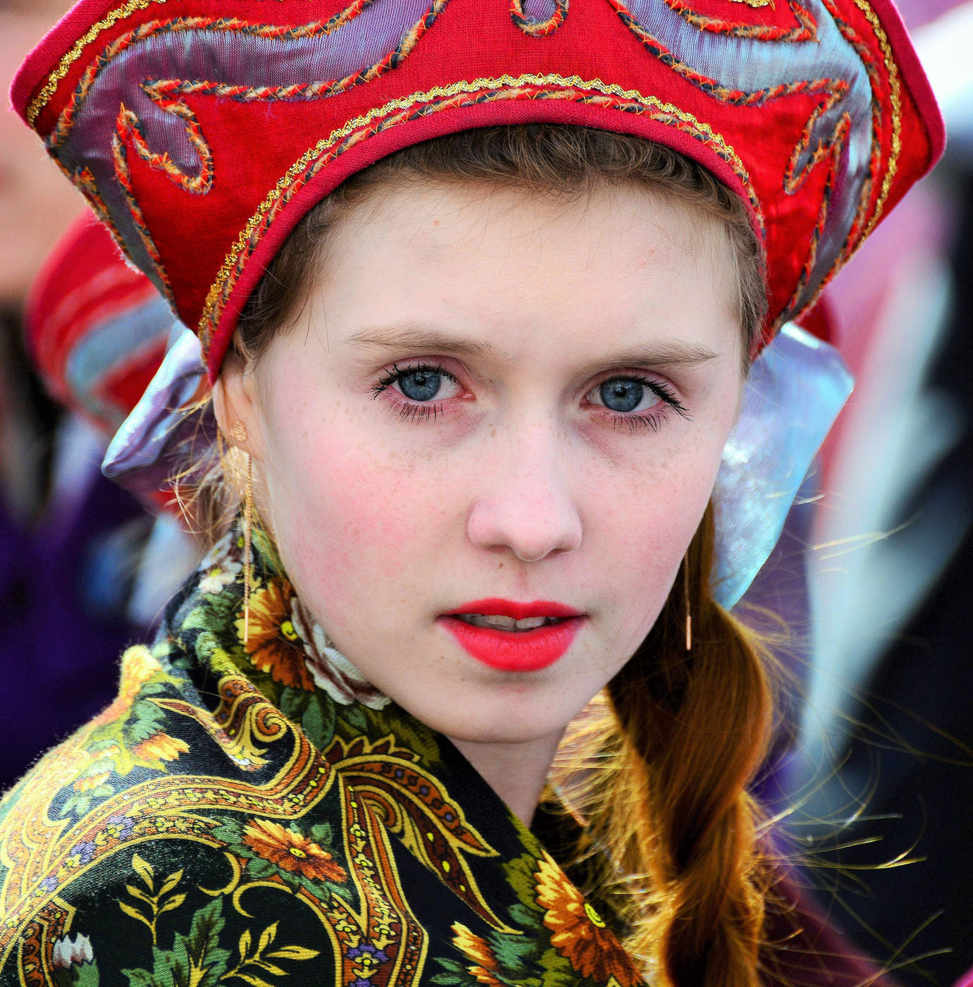 "Есть женщины в русских селеньях ..."