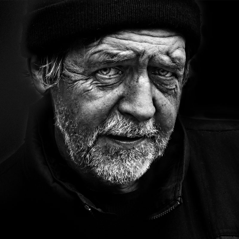 не дрогнул и не застонал