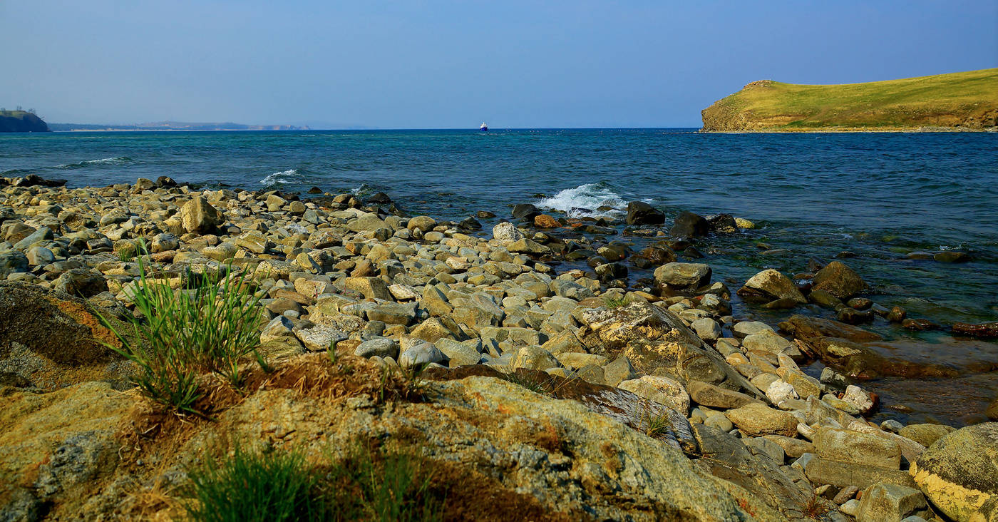 Байкальский берег