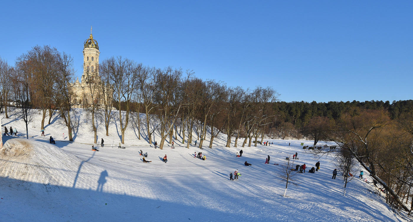 "Праздник к нам приходит ..."