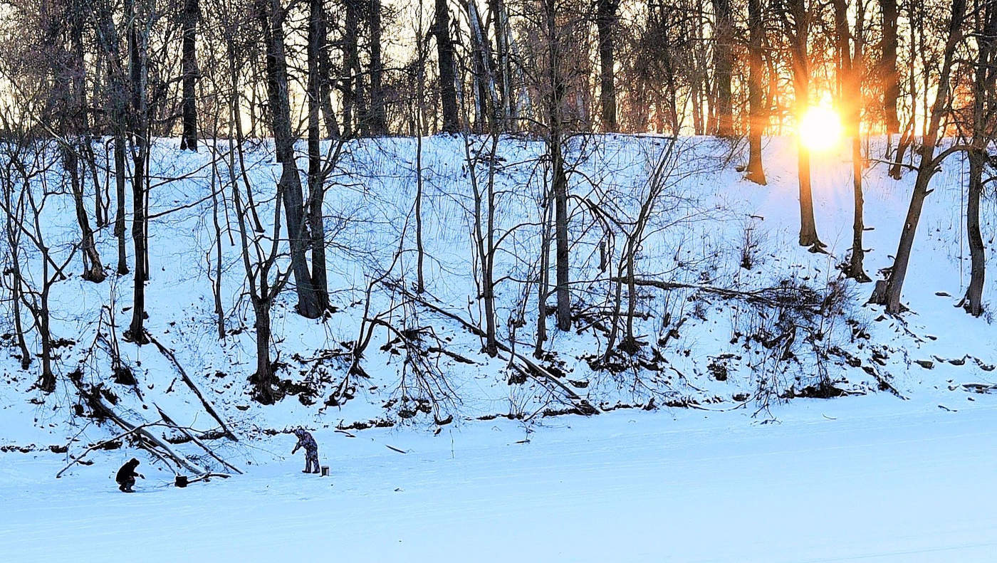 На Рождество и клюет хорошо ...