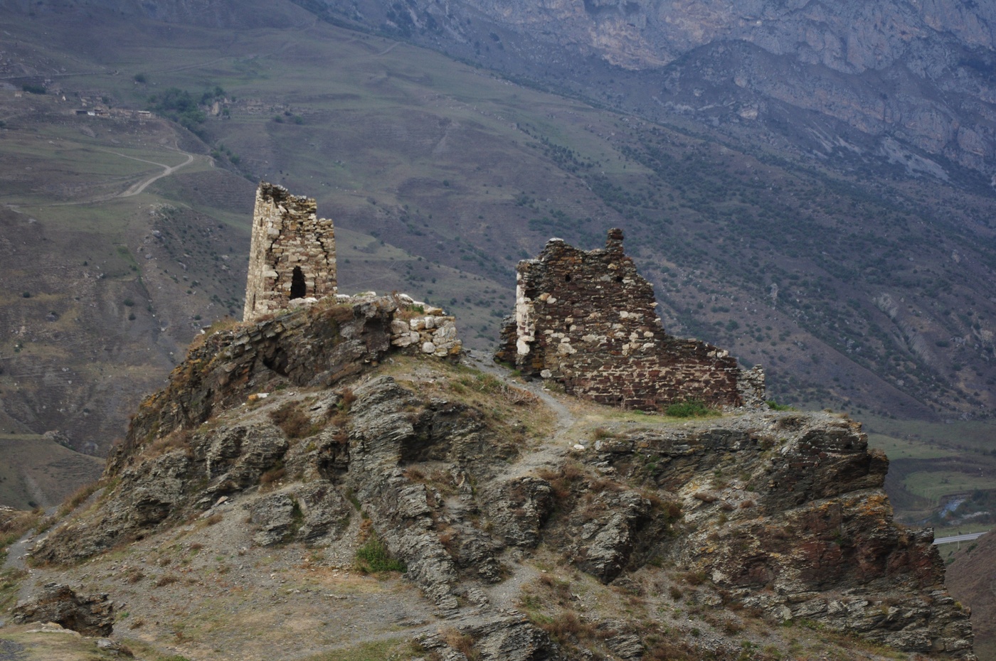 Старые башни