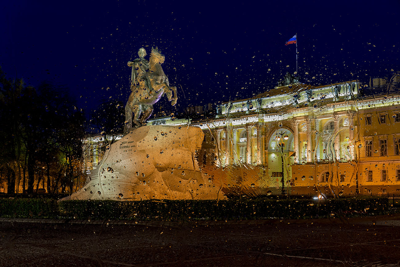 Медный всадник...