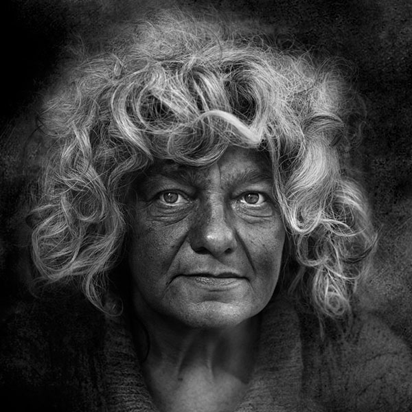 тронутая сединой