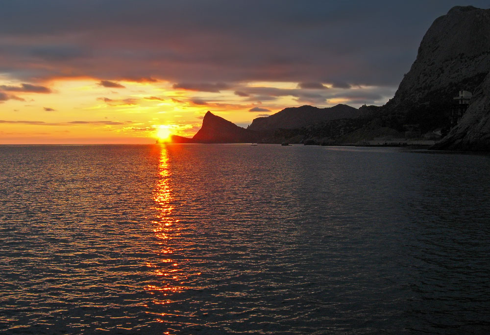 Несколько минут до полной темноты...