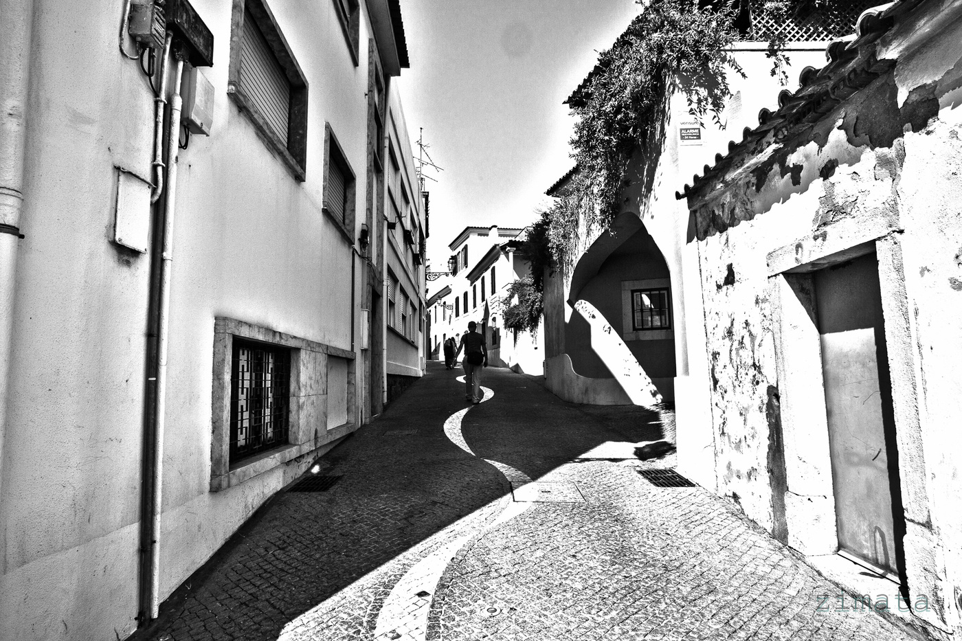 Тонкая линия, тонкая грань