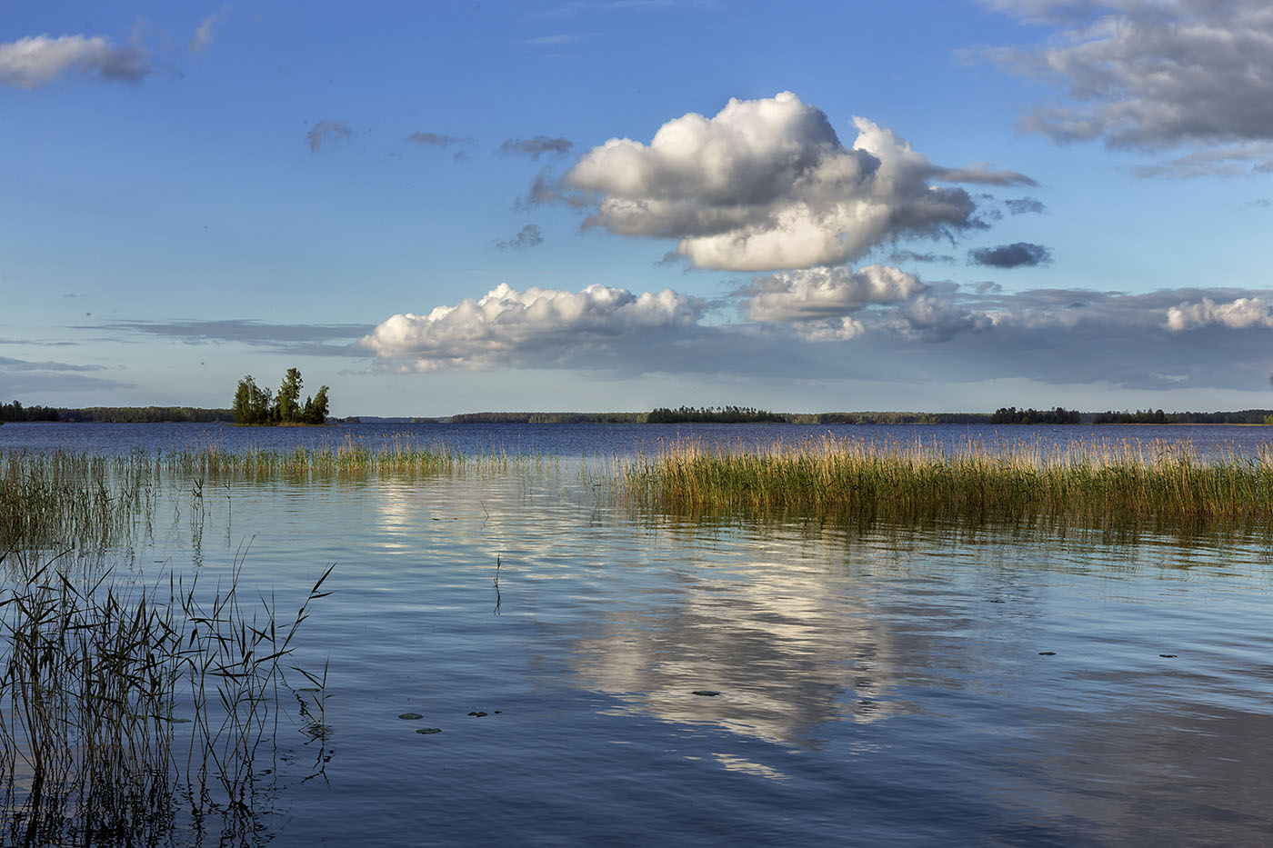 Вечер на озере