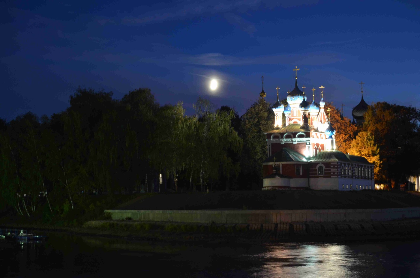 Церковь Дмитрия на Крови