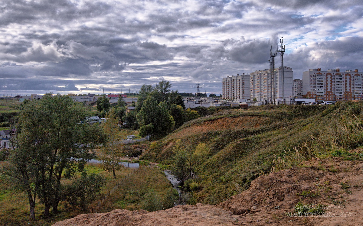 Окраина города N