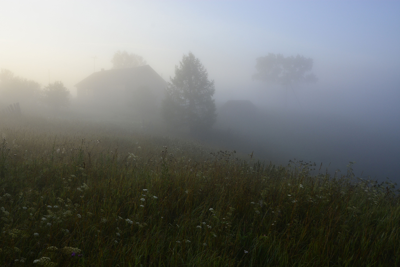 Светает .......