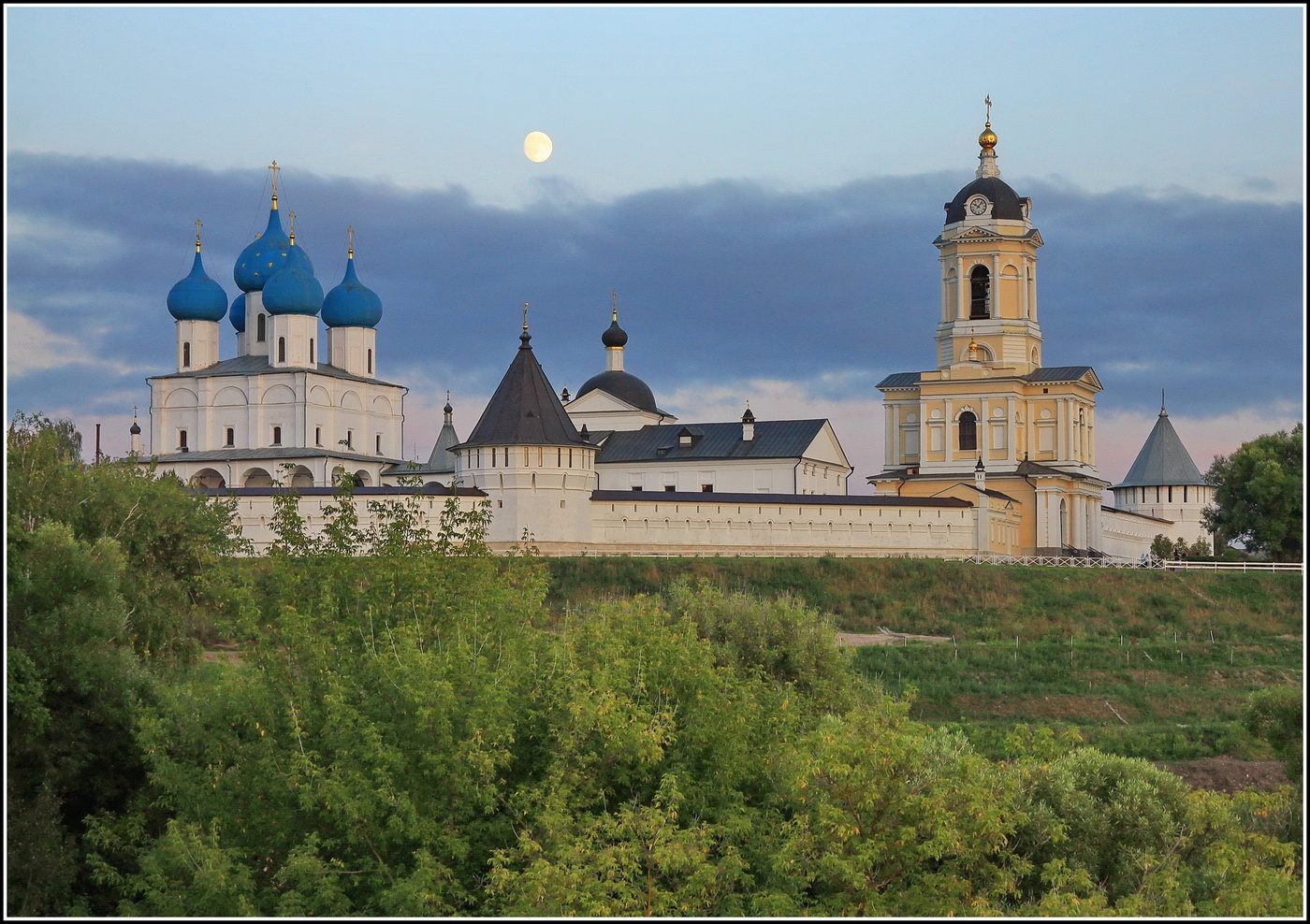 лунный вечер