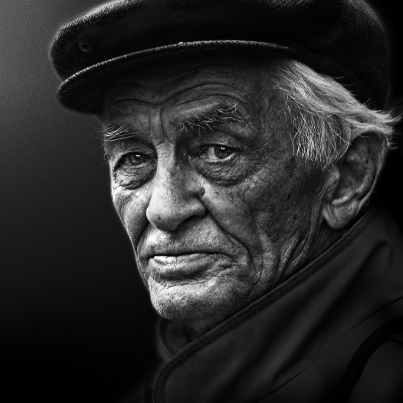 достоинство