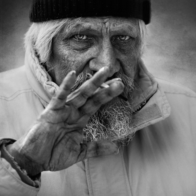 - не снимайте почём зря