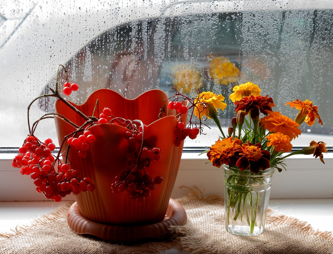 Пригласила осень в гости